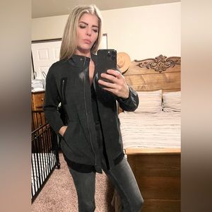 Cabi Mesh Back Zippered Jacket 3184 Full Zip Ponte. Love Carol Collection.